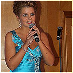 Shelley singing for 'Help for Heroes' in Oman.